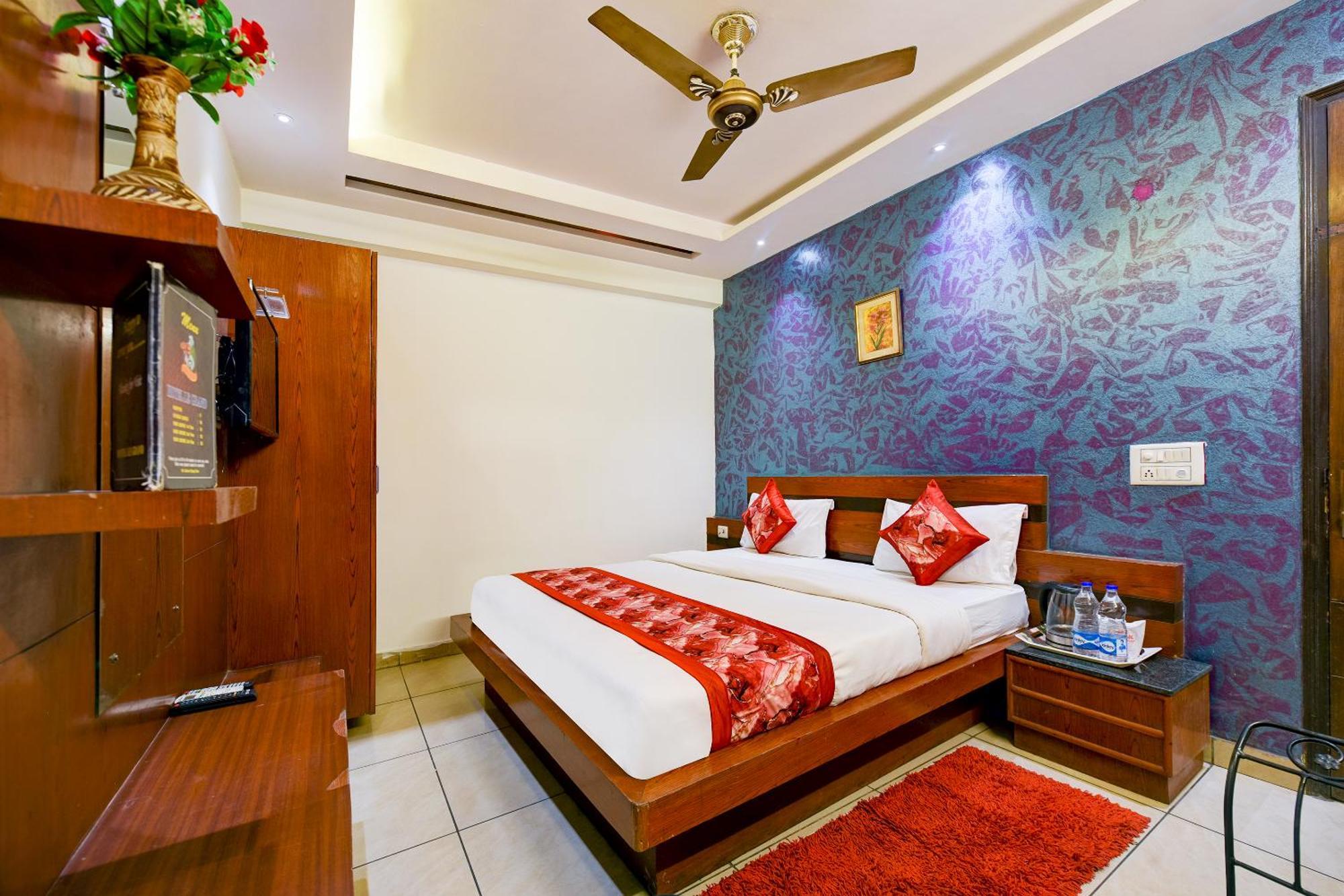 Hotel Le Grand - Walk-In From Rk Ashram Metro Station Nuova Delhi Esterno foto