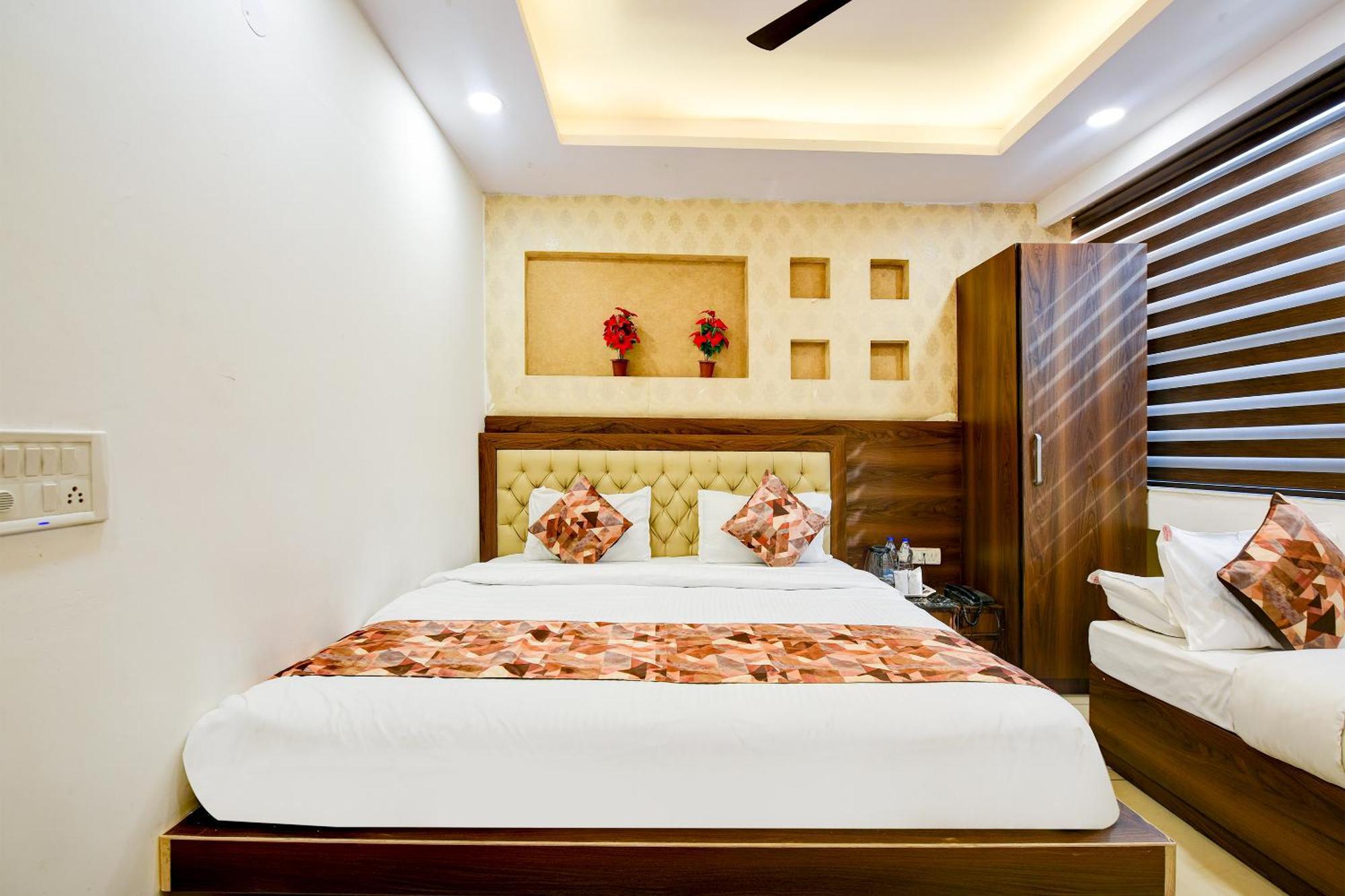 Hotel Le Grand - Walk-In From Rk Ashram Metro Station Nuova Delhi Esterno foto